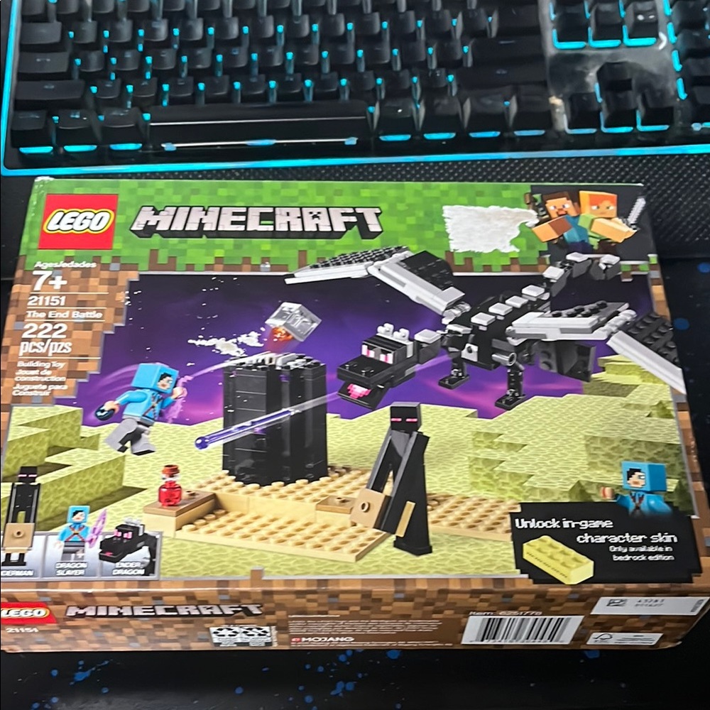 LEGO Minecraft Dragon Battle Set with Black and Purple